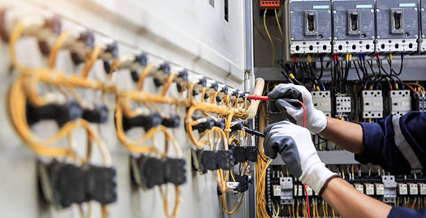 Professional Electrician technician working in Orchidlands Estates, HI